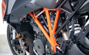 Image 70/99 de KTM 1290 Super Duke R (2018)