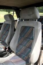 Image 44/47 of Lancia Delta HF Integrale (1988)