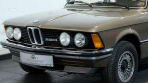 Bild 15/25 von BMW 323i (1983)