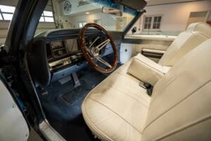 Bild 18/38 von Buick Wildcat Convertible (1969)