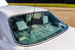 Image 82/175 of Mercedes-Benz 420 SE (1986)