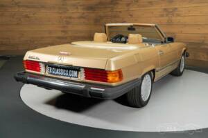 Image 14/19 of Mercedes-Benz 560 SL (1988)