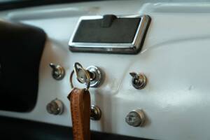Image 39/50 of Abarth Fiat 595 (1966)
