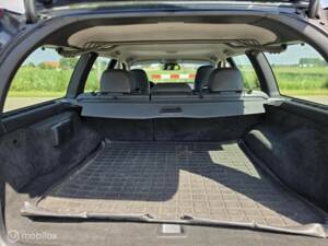 Image 16/29 de Volvo V 70 2.4 (2007)