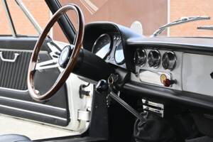 Image 33/66 of Alfa Romeo 1750 Spider Veloce (1968)