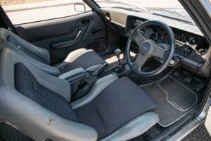 Bild 2/37 von Ford Capri 2,8i (1984)