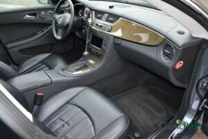 Bild 26/50 von Mercedes-Benz CLS 350 CGI (2008)