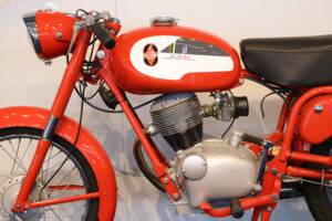 Image 21/26 of Gilera Giubileo 100 (1900)