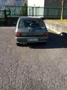 Immagine 3/10 di Renault Clio I 1.8 RSi (1994)