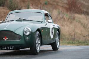 Image 3/31 of Aston Martin DB 2/4 Mk III (1958)