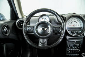 Image 8/50 of Mini One Countryman (2011)