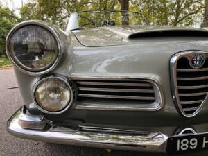 Imagen 38/50 de Alfa Romeo 2600 Spider (1964)