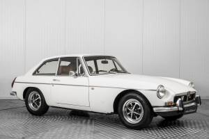 Imagen 7/50 de MG MGB GT (1974)