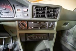 Afbeelding 16/52 van BMW 528i (1984)
