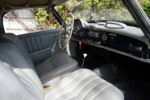 Image 5/20 of Mercedes-Benz 190 SL (1960)