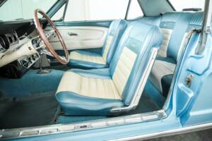 Image 11/50 of Ford Mustang 302 (1966)