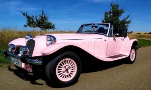 Image 7/12 of Panther Kallista (1983)