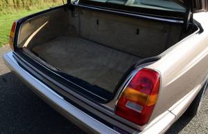 Bild 45/50 von Bentley Continental R (1996)