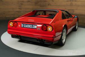 Image 9/19 de Ferrari 328 GTS (1989)