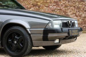 Image 34/50 of Alfa Romeo 75 3.0 V6 QV (1988)