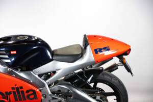 Image 16/50 of Aprilia RS 250 (1998)