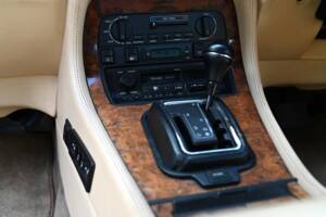 Image 20/21 of Daimler XJ 6 4.0 (1990)
