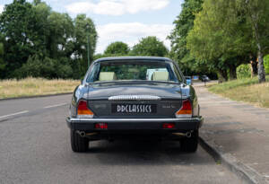 Bild 6/23 von Daimler Double Six (1992)