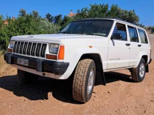 Bild 3/8 von Jeep Cherokee 2.5 TD (1997)