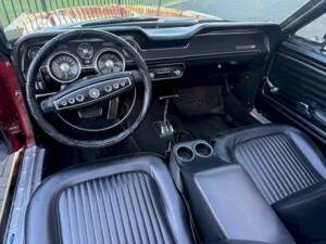 Image 23/50 of Ford Mustang 200 (1968)