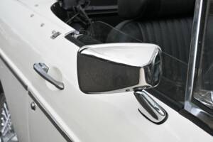 Image 32/50 of MG MGB (1972)