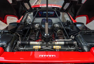 Image 26/29 of Ferrari Enzo Ferrari (2002)