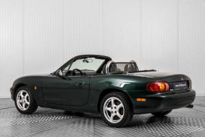 Immagine 8/50 di Mazda MX-5 1.6 (1999)