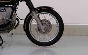 Immagine 2/60 di BMW R 100/7 (1977)