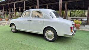 Image 15/53 of Lancia Appia C10 (1957)