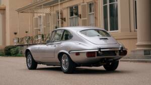 Bild 10/81 von Jaguar E-Type V12 (2+2) (1971)