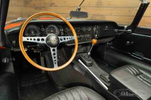 Imagen 2/16 de Jaguar E-Type V12 (1971)