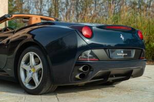 Afbeelding 26/50 van Ferrari California (2010)