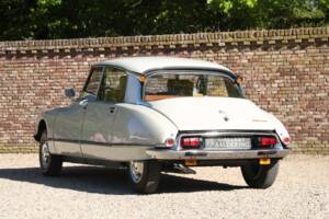 Imagen 40/50 de Citroën DS 20 Pallas (1971)