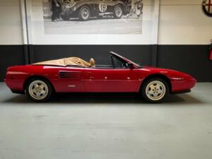 Bild 37/50 von Ferrari Mondial T (1990)
