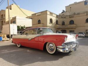 Immagine 6/17 di Ford Fairlane 500 Club Victoria (1956)