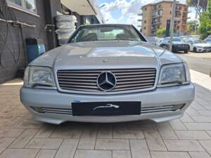 Bild 2/26 von Mercedes-Benz 500 SL (1990)
