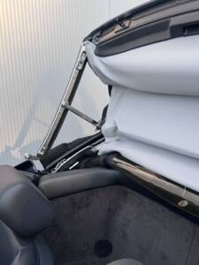 Image 20/49 de Mercedes-Benz SL 500 (1997)