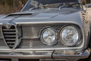 Image 1/30 de Alfa Romeo 2600 Sprint (1965)