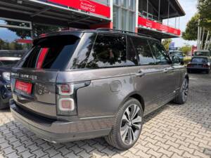 Image 7/29 of Land Rover Range Rover V8 SV Autobiography (2019)
