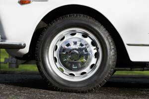 Imagen 41/50 de Alfa Romeo 2600 Spider (1964)