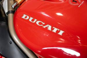 Imagen 39/50 de Ducati 748 S (1996)