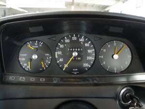 Image 42/44 of Mercedes-Benz 280 (1978)