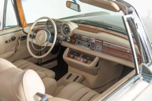 Bild 30/42 von Mercedes-Benz 280 SE 3,5 (1971)