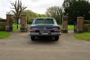 Imagen 7/21 de Mercedes-Benz 280 SEL (1968)