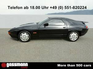 Afbeelding 2/15 van Porsche 928 S4 (1989)